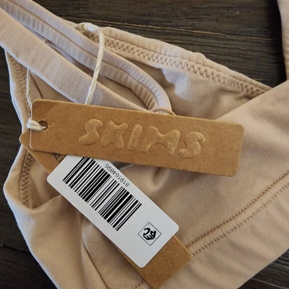 Skims Fits Everybody Triangle Bralette NWT Tan XXS - Picture 6 of 7